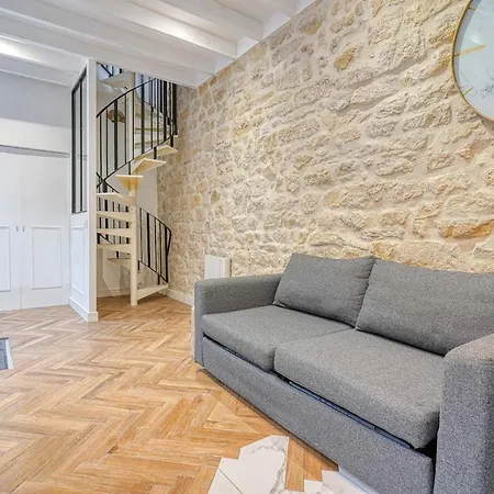 Design Loft For 6 Guests In Sentier Apartmán *