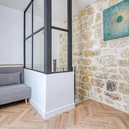 Design Loft For 6 Guests In Sentier *